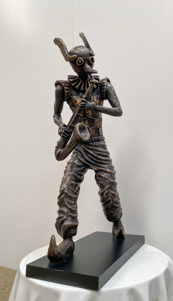 "Saxofonista" | Isaac Montes |  Escultura en bronce 50 x 28 cm